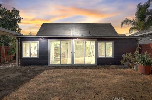 11894 Truro Ave, Hawthorne, CA 90250-2806