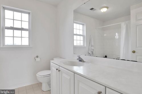 20 Cool Springs Ln, Charles Town WV  25414-4647 exterior