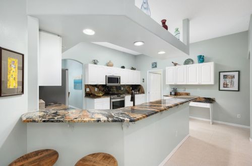 2045 27th Ave, Vero Beach FL  32960-3010 exterior