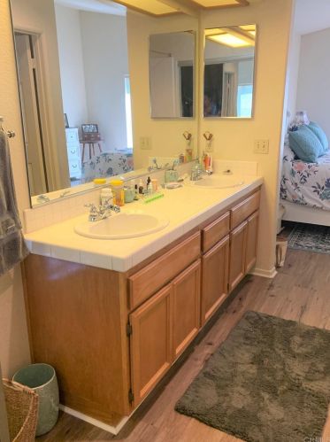 42097 Humber Dr, Temecula CA  92591-3806 exterior