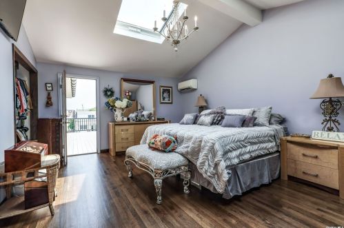 115 Annuskemunnica Rd, Babylon NY  11702-4424 exterior