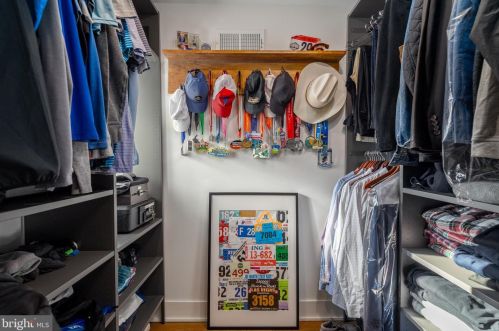 620 Carpenter St, Philadelphia PA  19147-2908 exterior