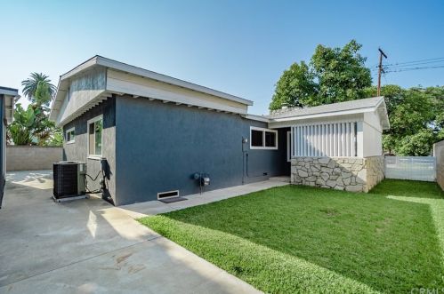 9333 Charlesworth Rd, Pico Rivera, CA 90660-5211