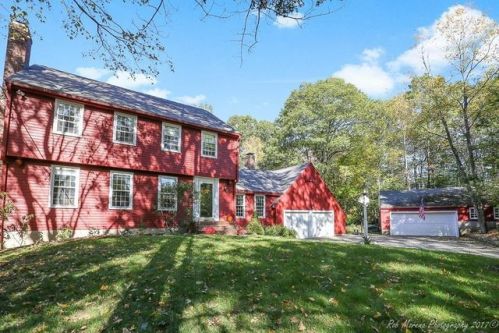 9 Moonpenny Dr, Boxford, MA 01921-2706