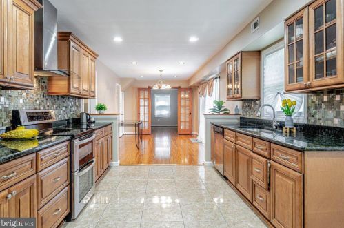 9 Emerald Ct, Willingboro NJ  08046-2272 exterior