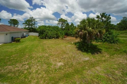 3102 40 St, Lehigh Acres FL  33976-4631 exterior