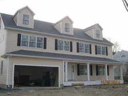 10 Edgewater Park, Newton, MA 02466-1105