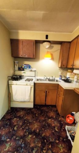 705 Carlisle St, New Castle, PA 16101-2307