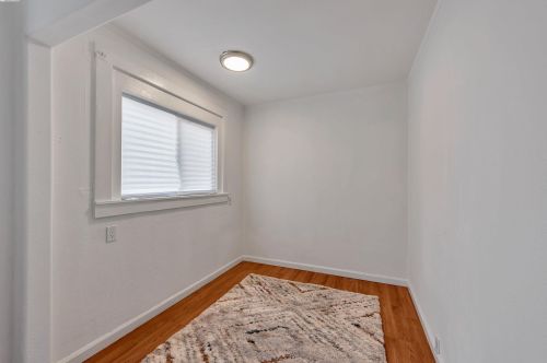 2031 103rd Ave, Oakland CA  94603-3325 exterior