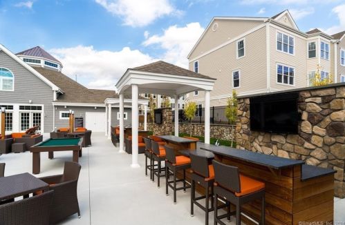 405 Copper Square Dr, Bethel CT  06801 exterior