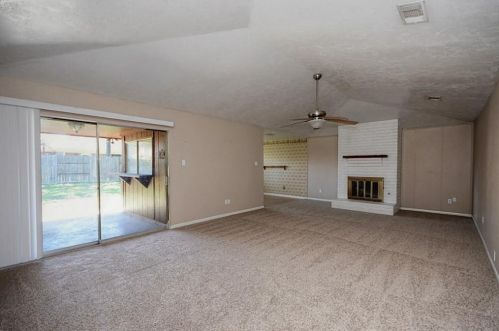 7526 Fuchsia Ln, Humble, TX 77346-3125
