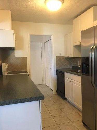 303 Island Dr, Richardson TX  75081-3627 exterior