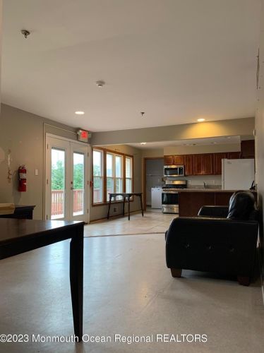 31 Miller Rd, Lakewood NJ  08701-2919 exterior