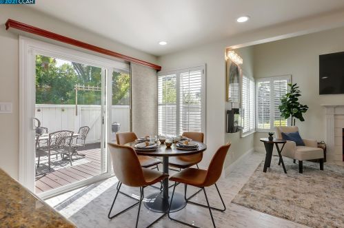 4330 Fairlands Dr, Pleasanton CA  94588-3428 exterior