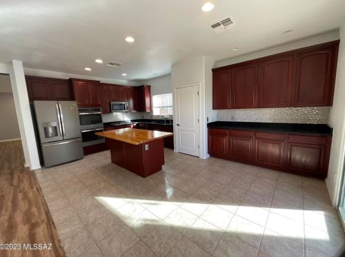 15113 Cutler Dr, Tucson, AZ 85739-8342