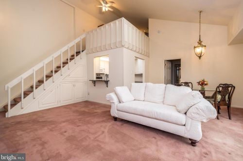 1807 Mountainview Dr, Wayne, PA