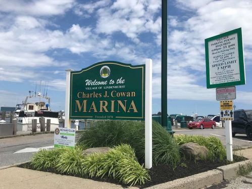 755 Hancock Pl, North Lindenhurst NY  11757-6904 exterior