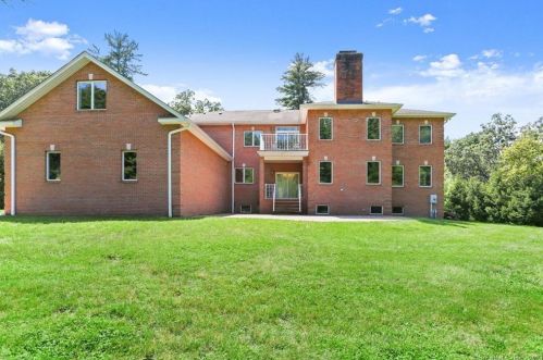 3 Old Long Ridge Rd, Stamford, CT 06903-1620