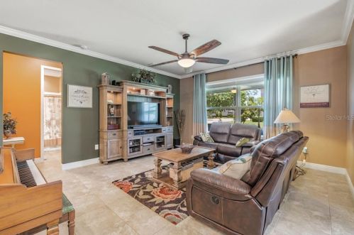 1606 Feather Grass Loop, Lutz FL  33558-2804 exterior
