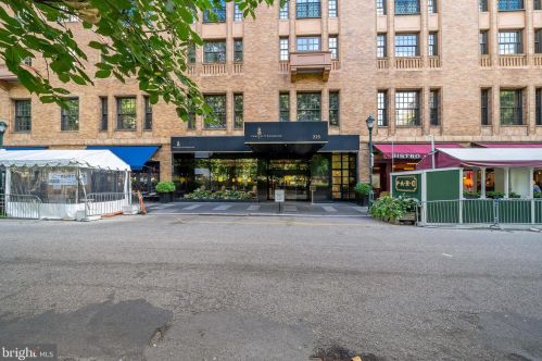 219 18th St, Philadelphia PA 19103-6141 exterior