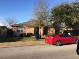 1610 Dexter Dr, College Station TX  77840-4273 exterior