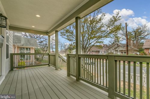2809 26th St, Washington, DC 20018-2513