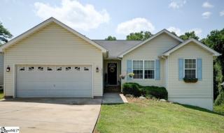 503 Gravley Rd, Greer, SC 29651-1308