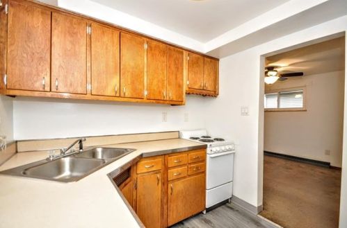 417 26th St, Mckeesport, PA 15132-7017