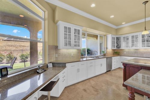 3959 Skyhawk Ln, Vacaville CA  95688-9516 exterior