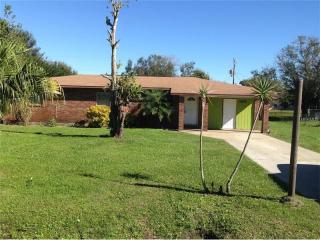 1264 Carnahan Ave, Arcadia, FL 34266-7638