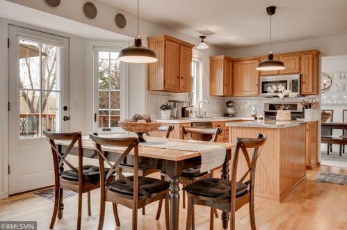 623 Crimson Leaf Ct, Saint Paul MN 55123-3046 exterior