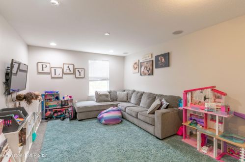 625 Breakaway Trl, Titusville FL  32780-7287 exterior