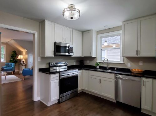 2137 62, Milwaukee WI 53213-2053 exterior