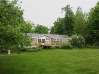 4063 Rollo Rd, Hog Island, VT 05488-8722