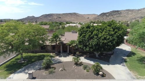 5521 Misty Willow Ln, Glendale, AZ 85310-3614