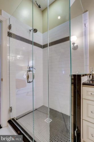 11406 Wild Bramble Way, Herndon VA  20194-1001 exterior