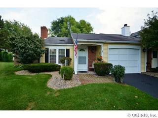 1 Old Stone Ln, Rochester, NY 14615-1531