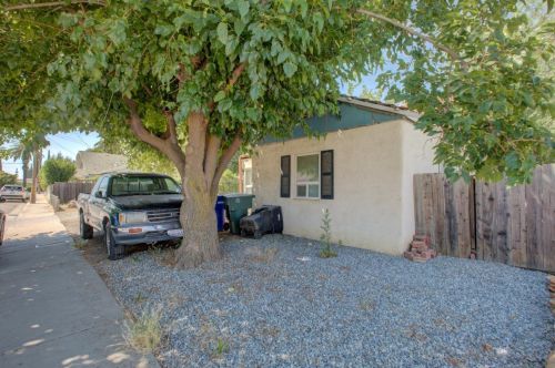 26 Weber Ave, Grayson, CA 95363-2434