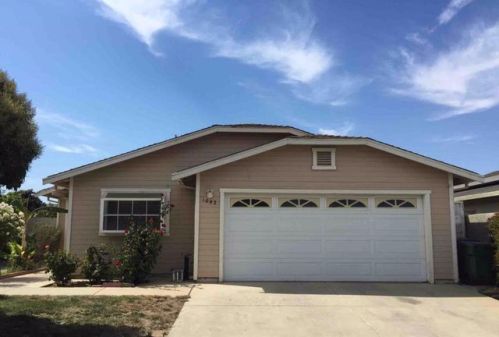 1082 Gavilan Dr, Greenfield, CA 93927-3901