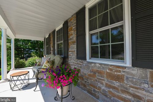 4179 Iron Bridge Dr, Collegeville, PA 19426