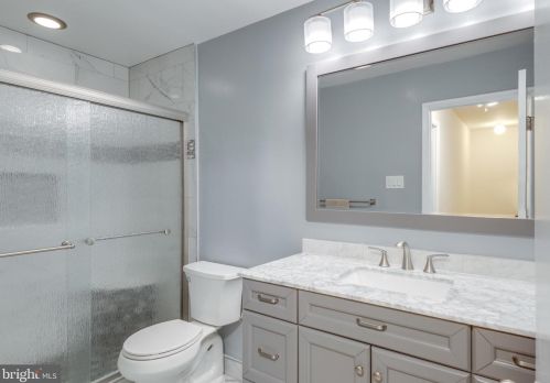 334 Shenandoah St, Leesburg VA  20175-4010 exterior