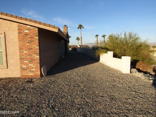 705 Meadows Dr, Lake Havasu City AZ  86404-3336 exterior