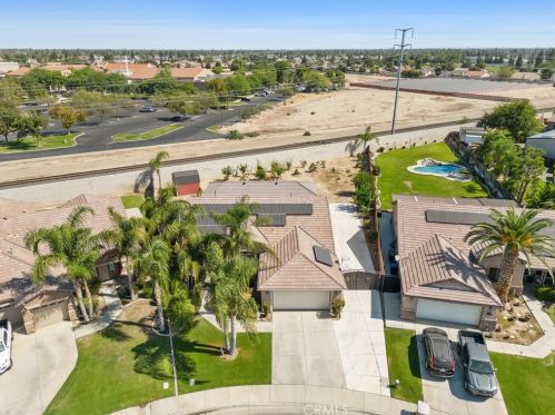 11100 Vista Fuego Dr, Bakersfield, CA 93311-9047