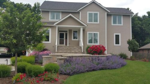 5722 Island View Ct, Waterford, WI 53185-3055