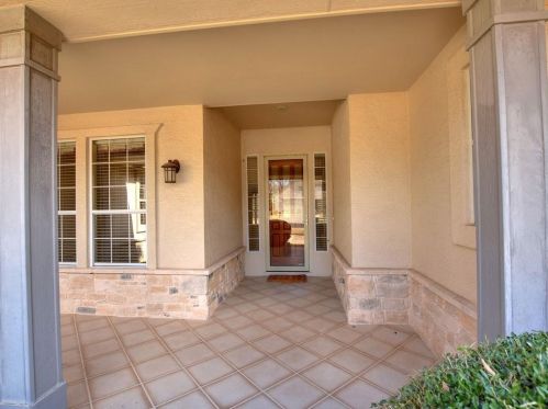 128 Enchanted Dr, Georgetown, TX 78633-4534