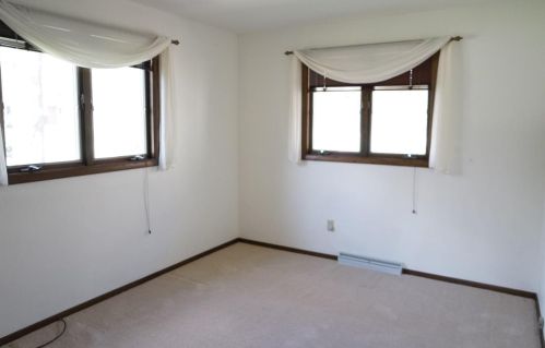 1963 Wood Ln, Green Bay WI  54304-1915 exterior