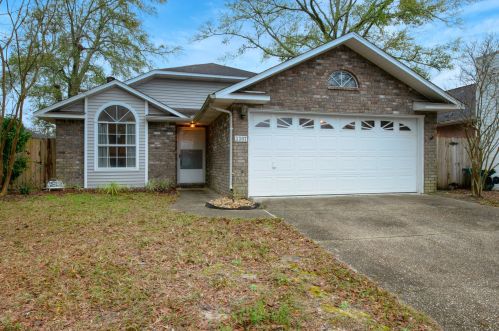 3307 Wexford Cir, Pensacola, FL 32504-4806