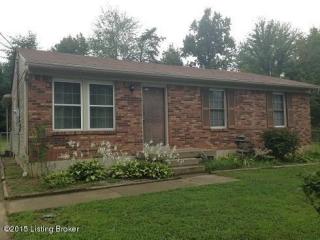 9704 Turnpike View Dr, Louisville, KY 40229-1831