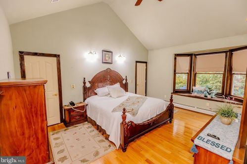 223 Meadow Dr, Yardley PA  19067-1311 exterior