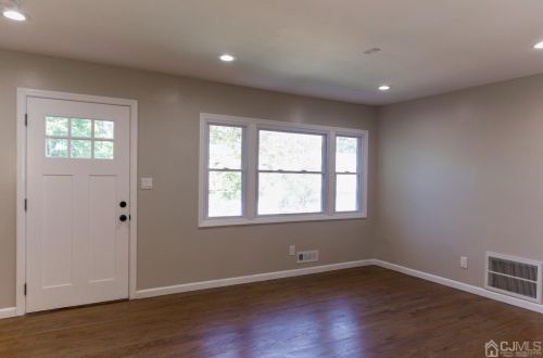 178 Louis Pl, Iselin NJ  08830-1236 exterior